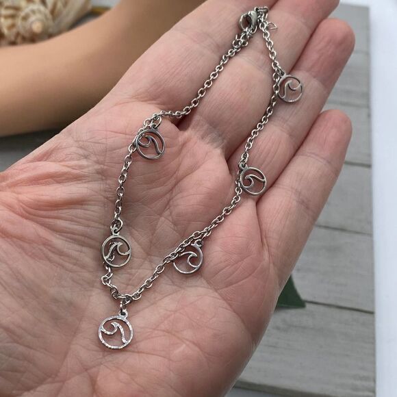 Stainless Steel Wave Anklet - Picture 3 of 3